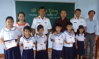  Khánh Hòa tăng cường cán bộ y tế, giáo dục cho các xã thuộc huyện đảo Trường Sa