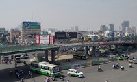 Thành phố Hồ Chí Minh: Thông xe 2 cầu vượt bằng thép
