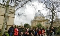 Ngày hội tư vấn đại học của sinh viên Việt Nam tại Anh 