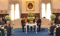 Đoàn đại biểu quân sự cấp cao Việt Nam thăm Vương quốc Thái Lan