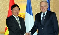 Việt Nam – Pháp nâng tầm quan hệ lên đối tác chiến lược