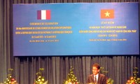 Kỷ niệm 40 năm quan hệ ngoại giao Việt Nam - Pháp