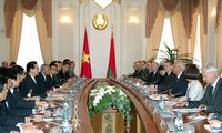Thủ tướng Nguyễn Tấn Dũng tiếp lãnh đạo nghị viện Belarus