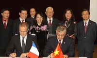 Việt Nam - Pháp thúc đẩy hợp tác trong lĩnh vực y tế 