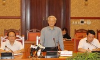 Tổng Bí thư Nguyễn Phú Trọng làm việc với Thường trực Hội đồng Lý luận Trung ương