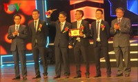 Trao giải thưởng “Nhân tài Đất Việt 2013” 