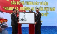 Triển lãm “Hoàng Sa, Trường Sa là của Việt Nam-Những bằng chứng lịch sử” tại Đà Nẵng