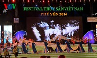 Phó Thủ tướng Vũ Đức Đam dự khai mạc Festival Thủy sản Việt Nam- Phú Yên 2014