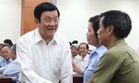 Chủ tịch nước tiếp xúc cử tri Thành phố Hồ CHí Minh