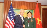 Nhiều nước muốn thúc đẩy quan hệ với Bộ Quốc phòng Việt Nam