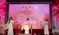 Cộng đồng người Việt tại Czech với chương trình "Hà Nội đẹp mãi muôn đời" 