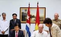 Việt Nam và Cuba nhất trí thúc đẩy hợp tác kinh tế thương mại 
