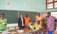Việt Nam tham gia giám sát bầu cử tại Mozambique