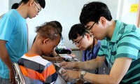 Bệnh viện Asan Seoun Hàn Quốc khám chữa bệnh tình nguyện quy mô lớn cho người nghèo tại Hưng Yên