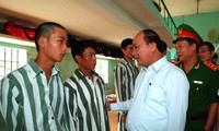 Phó Thủ tướng Nguyễn Xuân Phúc kiểm tra công tác đặc xá tại Bà Rịa – Vũng Tàu