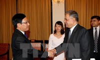Phó Thủ tướng, Bộ trưởng Ngoại giao Phạm Bình Minh tiếp Thứ trưởng Ngoại giao Pakistan 