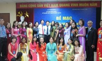 Bế mạc khóa tập huấn giảng dạy tiếng Việt cho giáo viên người Việt Nam ở nước ngoài lần thứ ba