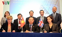 Việt Nam và Anh thúc đẩy hợp tác giáo dục bền vững