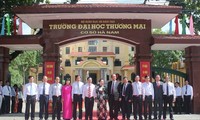 Phó Chủ tịch nước Nguyễn Thị Doan dự lễ gắn biển Trường Đại học Thương mại cơ sở Hà Nam 