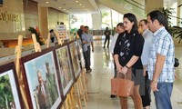 Trưng bày ảnh "Việt Nam – Cuba, 55 năm đoàn kết và hợp tác"