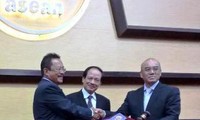 Việt Nam tham dự các hoạt động khởi động Năm Chủ tịch ASEAN 2016 của Lào 