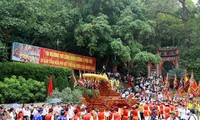 Giỗ tổ Hùng Vương - Lễ hội Đền Hùng Bính Thân 2016