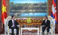 Đường lối đối ngoại của Việt Nam coi hai nước Lào và Campuchia là quan trọng hàng đầu