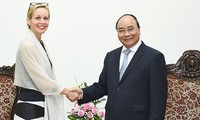 Thủ tướng Nguyễn Xuân Phúc tiếp Đại sứ đặc mệnh toàn quyền Thụy Điển tại Việt Nam