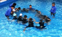 Tổ chức Swim Việt Nam tiếp tục tài trợ các dự án về bơi lội cho giáo viên và học sinh tỉnh Quảng Nam
