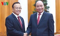 Thủ tướng Nguyễn Xuân Phúc tiếp Phó Thủ tướng Lào Somdy Douangdy