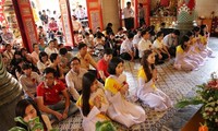 Việt kiều ở Thái Lan tổ chức lễ Vu Lan 