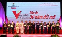 Tôn vinh 30 cá nhân, tập thể trong chương trình “Vinh quang Việt Nam”