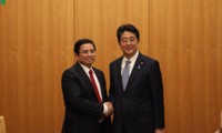 Lãnh đạo Chính phủ và Hạ viện Nhật Bản tiếp Đoàn Đại biểu Đảng cộng sản Việt Nam