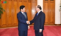 Thủ tướng Nguyễn Xuân Phúc tiếp nguyên Thị trưởng thành phố Osan, Hàn Quốc