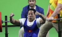 Lực sĩ Lê Văn Công giành Huy chương vàng, tự phá kỷ lục thế giới