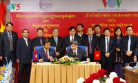 Tăng cường hợp tác giữa Đài Tiếng nói Việt nam và Đài Phát thanh Quốc gia Campuchia