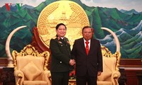 Bộ trưởng Ngô Xuân lịch chào xã giao Tổng bí thư, Chủ tịch nước CHDCND Lào