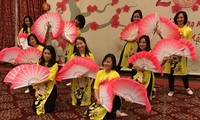 Cộng đồng người Việt tại Mỹ vui đón Tết cổ truyền