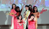 Sinh viên nước ngoài tại Moscow hào hứng với nét văn hoá Việt Nam 