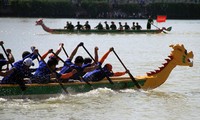 Lần đầu tiên Hà Nội tổ chức Lễ hội bơi chải thuyền rồng 