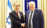 Bí thư Thành ủy Thành phố Hồ Chí Minh Nguyễn Thiện Nhân hội kiến Tổng thống Israel