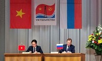 Hợp tác giữa Việt Nam và Liên bang Nga trong lĩnh vực dầu khí tiếp tục được củng cố và tăng cường