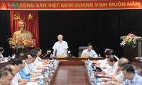 Tổng bí thư Nguyễn Phú Trọng làm việc với Ban Tuyên giáo Trung ương