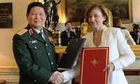 Việt Nam, Pháp ký Tuyên bố Tầm nhìn chung về hợp tác quốc phòng giai đoạn 2018-2028
