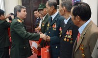 Bộ Quốc phòng gặp mặt Đoàn đại biểu người có công với cách mạng tỉnh Quảng Trị