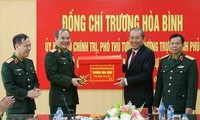 Phó Thủ tướng Thường trực Trương Hòa Bình thăm và chúc Tết cán bộ, chiến sỹ ngành tòa án, điều tra hình sự, kiểm sát quân sự