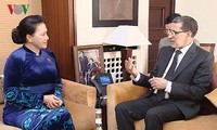 Chủ tịch Quốc hội Nguyễn Thị Kim Ngân hội kiến Thủ tướng Vương quốc Maroc