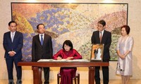 Phát triển hơn nữa mối quan hệ Đối tác chiến lược sâu rộng Việt Nam - Nhật Bản