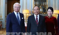 Thủ tướng Chính phủ Nguyễn Xuân Phúc hội kiến Quốc vương Thụy Điển Carl XVI Gustav