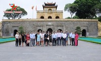 Đại diện UNESCO thăm quan Khu di sản Hoàng Thành Thăng Long